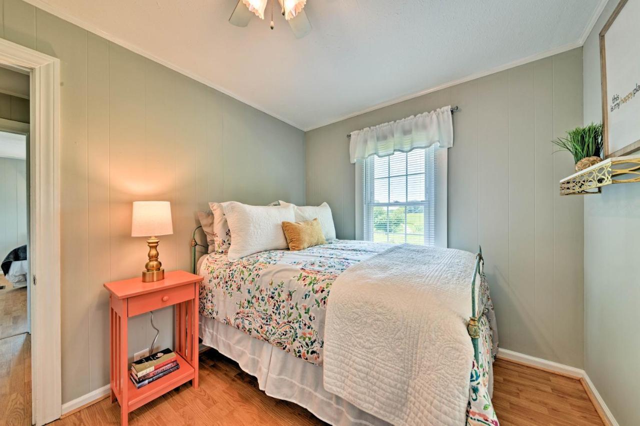 Peaceful Elkin Vacation Rental About 17 Mi To Mt Airy! 돕슨 외부 사진