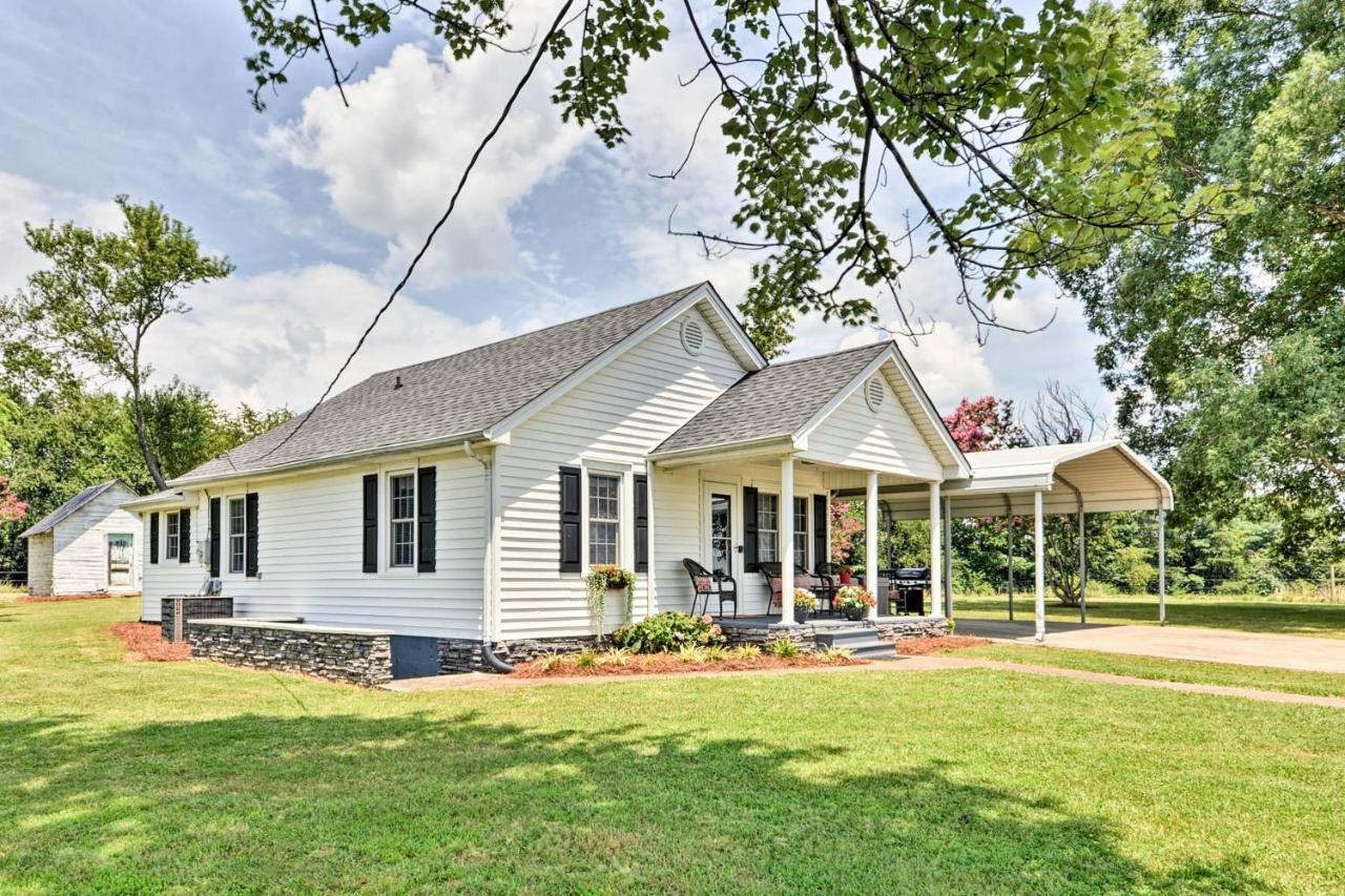 Peaceful Elkin Vacation Rental About 17 Mi To Mt Airy! 돕슨 외부 사진